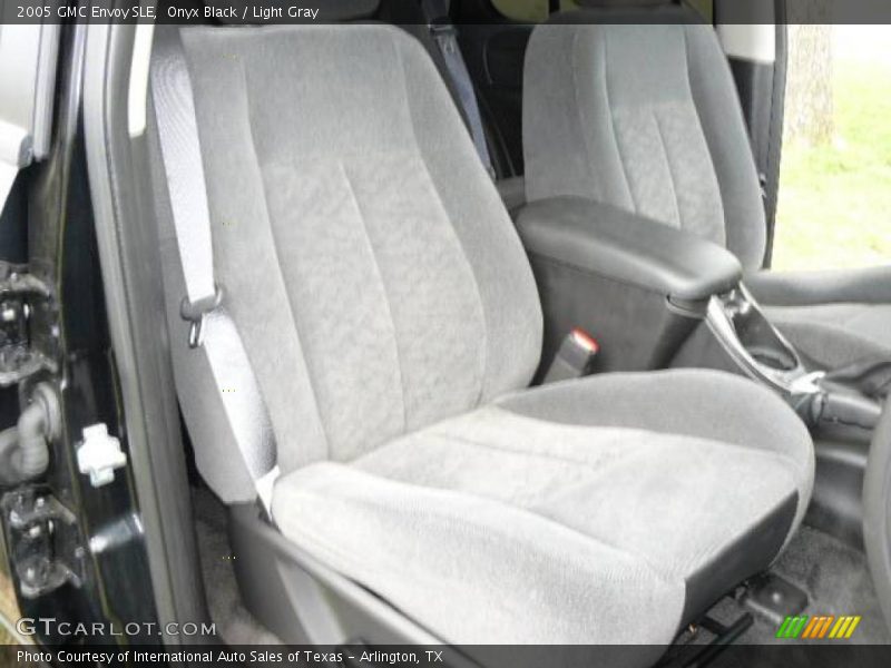 Onyx Black / Light Gray 2005 GMC Envoy SLE