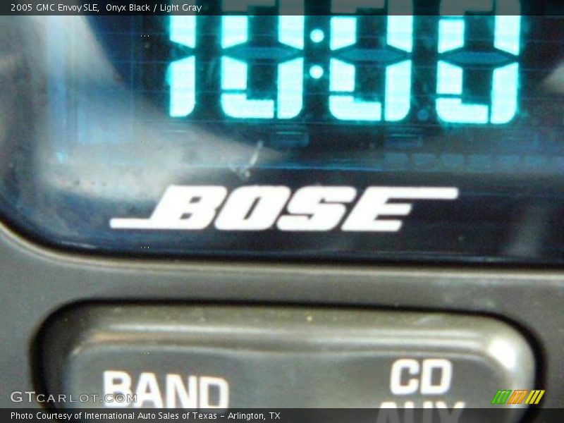 Onyx Black / Light Gray 2005 GMC Envoy SLE