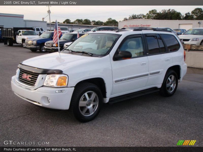 Summit White / Light Gray 2005 GMC Envoy SLT