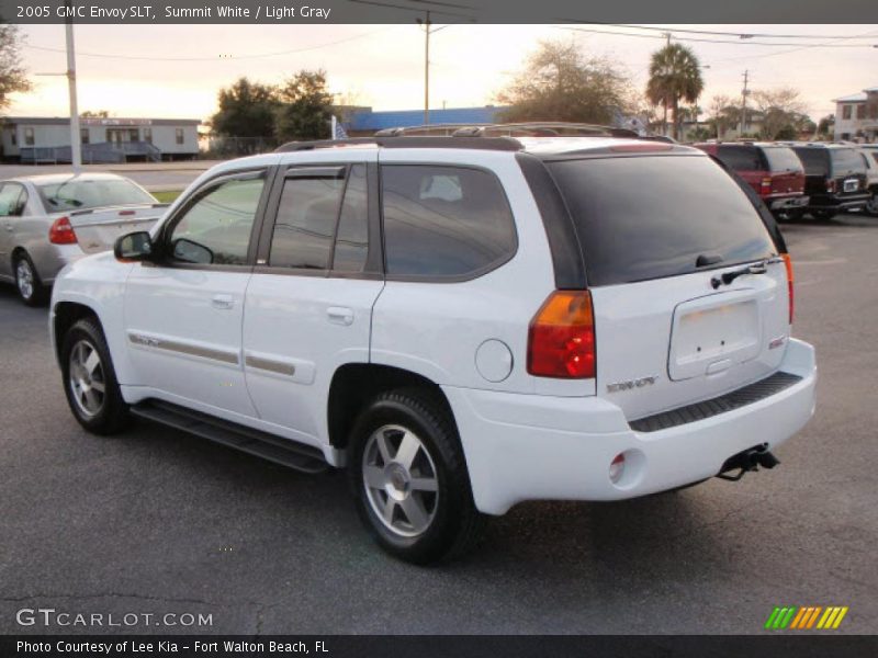 Summit White / Light Gray 2005 GMC Envoy SLT