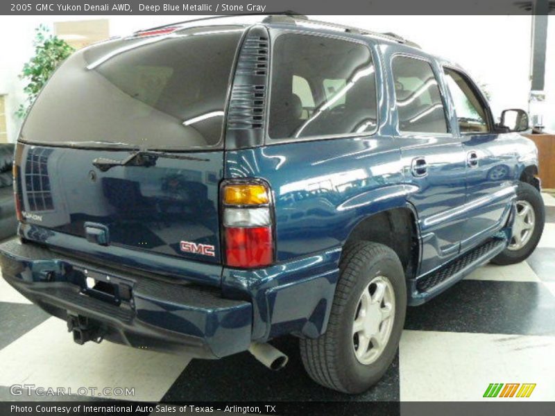 Deep Blue Metallic / Stone Gray 2005 GMC Yukon Denali AWD
