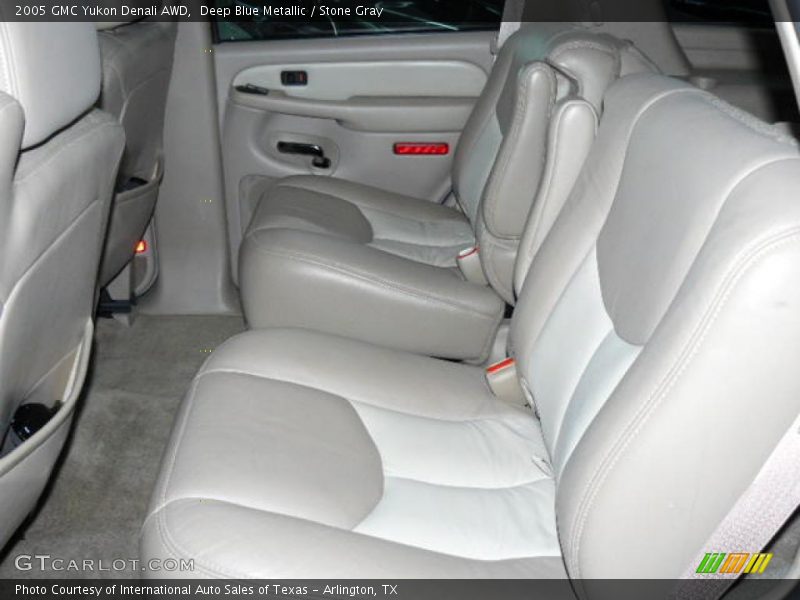 Deep Blue Metallic / Stone Gray 2005 GMC Yukon Denali AWD