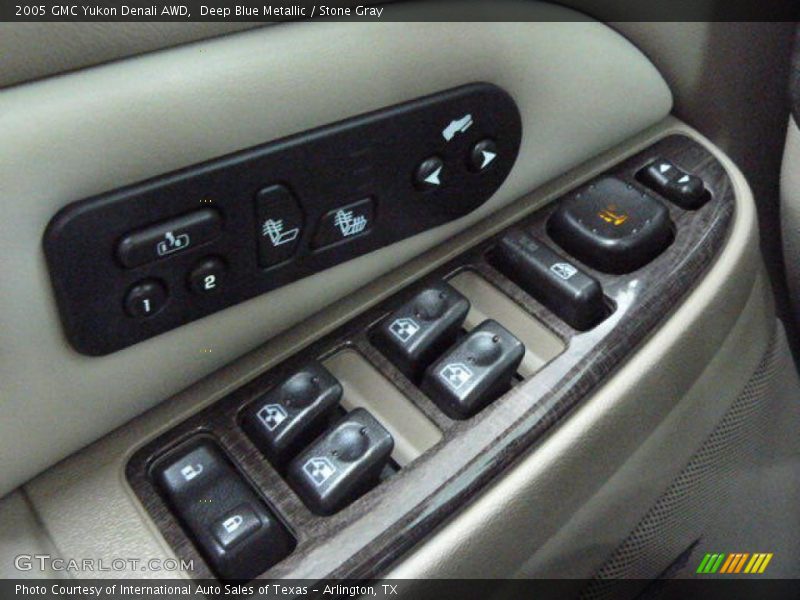 Deep Blue Metallic / Stone Gray 2005 GMC Yukon Denali AWD