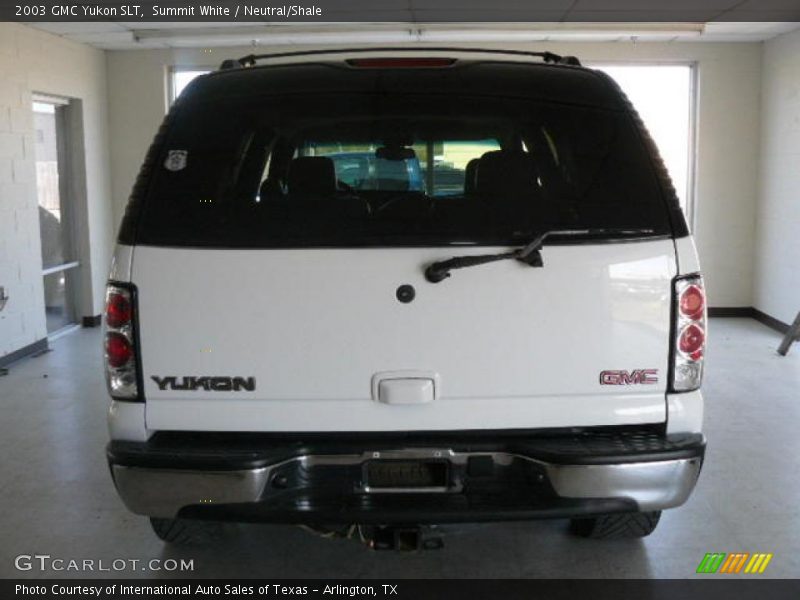 Summit White / Neutral/Shale 2003 GMC Yukon SLT