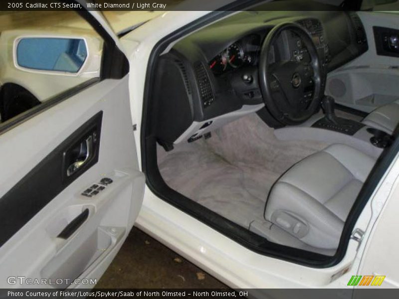 White Diamond / Light Gray 2005 Cadillac CTS Sedan