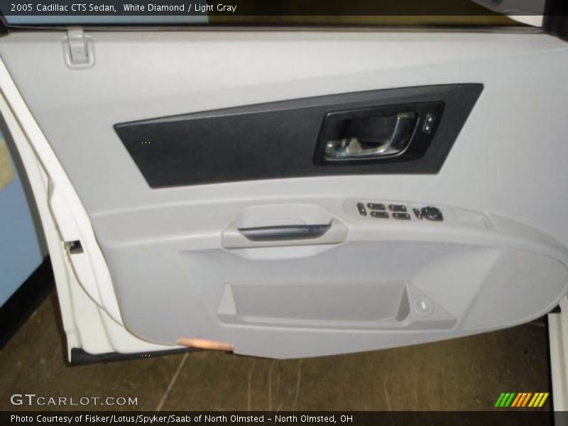 White Diamond / Light Gray 2005 Cadillac CTS Sedan