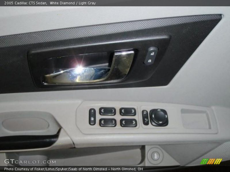 White Diamond / Light Gray 2005 Cadillac CTS Sedan