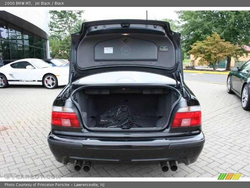Jet Black / Black 2000 BMW M5