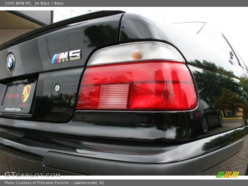 Jet Black / Black 2000 BMW M5