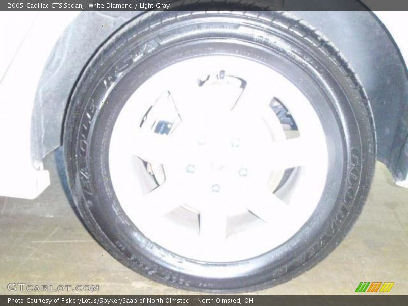 White Diamond / Light Gray 2005 Cadillac CTS Sedan
