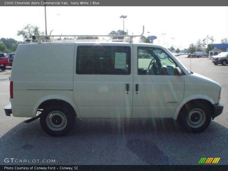 Ivory White / Blue 2000 Chevrolet Astro Commercial Van