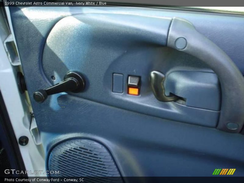 Ivory White / Blue 1999 Chevrolet Astro Commercial Van