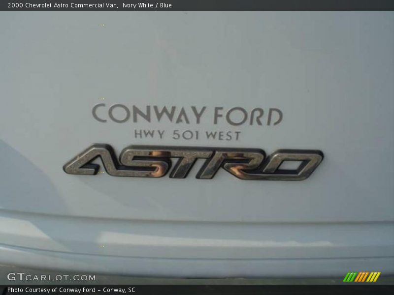 Ivory White / Blue 2000 Chevrolet Astro Commercial Van