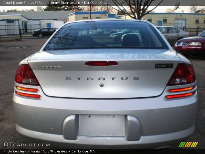 Bright Silver Metallic / Dark Slate Gray 2004 Dodge Stratus SE Sedan