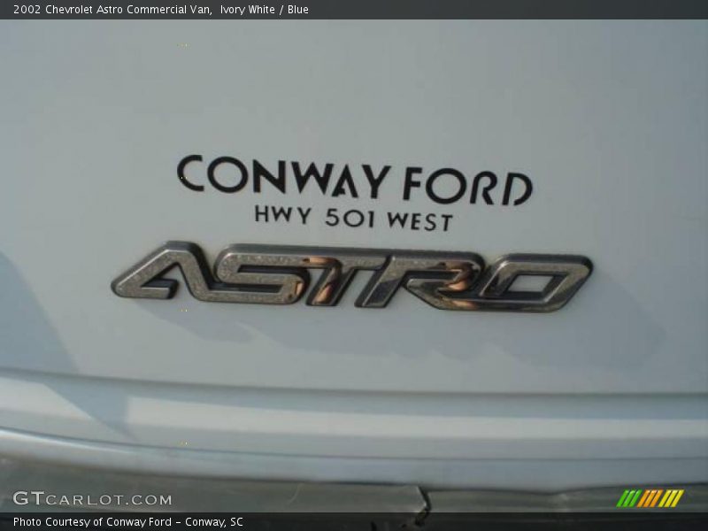 Ivory White / Blue 2002 Chevrolet Astro Commercial Van