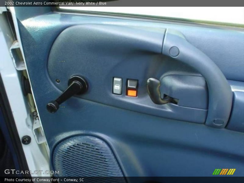 Ivory White / Blue 2002 Chevrolet Astro Commercial Van