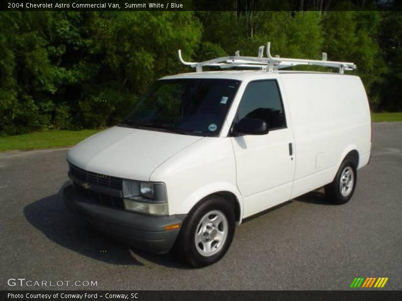 Summit White / Blue 2004 Chevrolet Astro Commercial Van