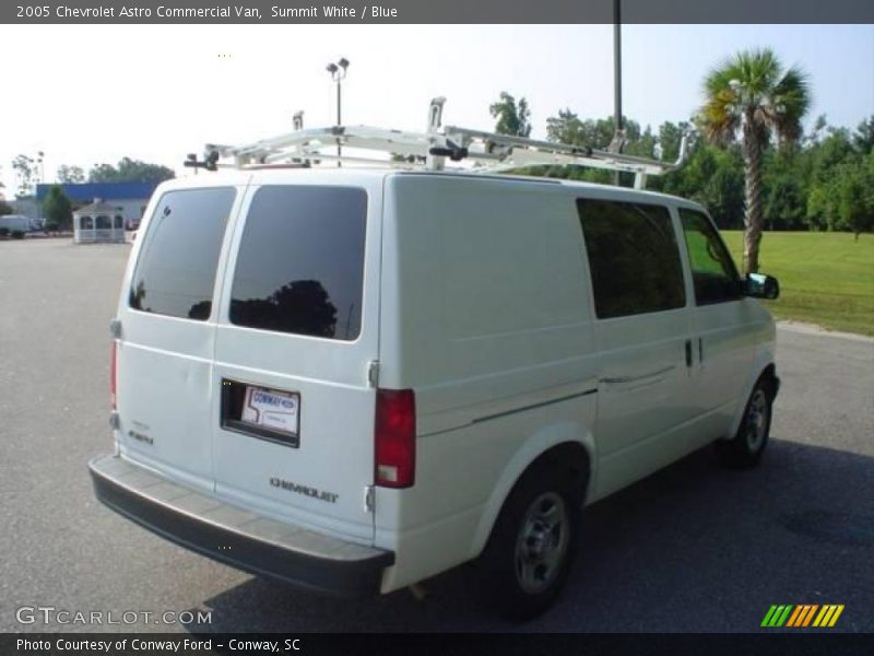 Summit White / Blue 2005 Chevrolet Astro Commercial Van