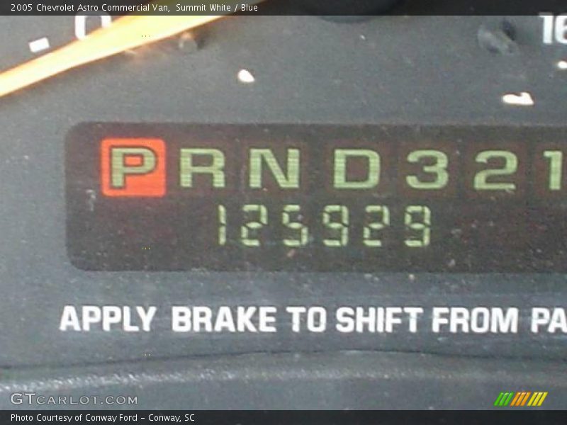 Summit White / Blue 2005 Chevrolet Astro Commercial Van