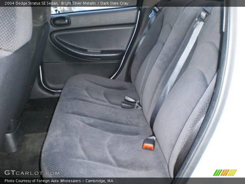 Bright Silver Metallic / Dark Slate Gray 2004 Dodge Stratus SE Sedan