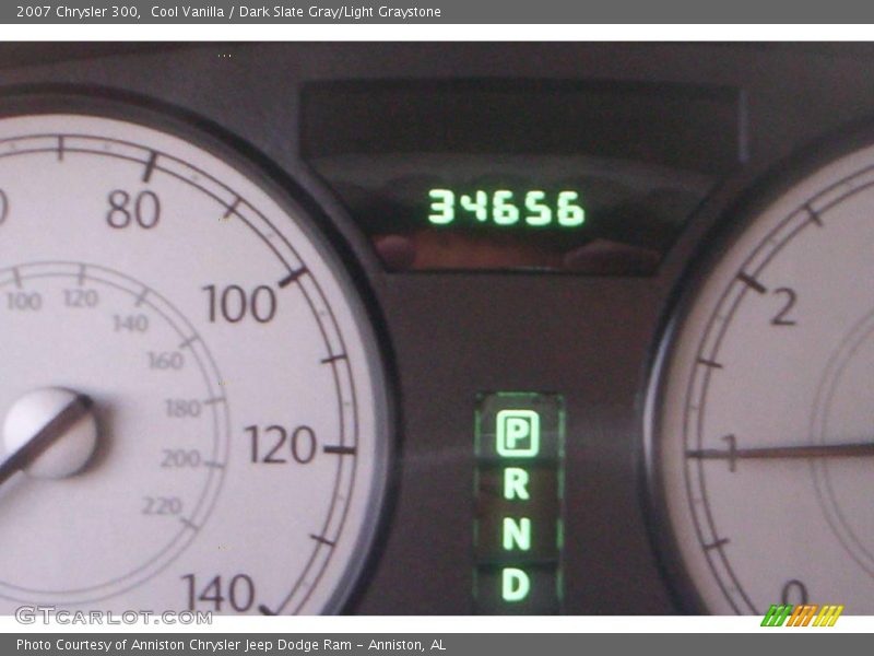 Cool Vanilla / Dark Slate Gray/Light Graystone 2007 Chrysler 300