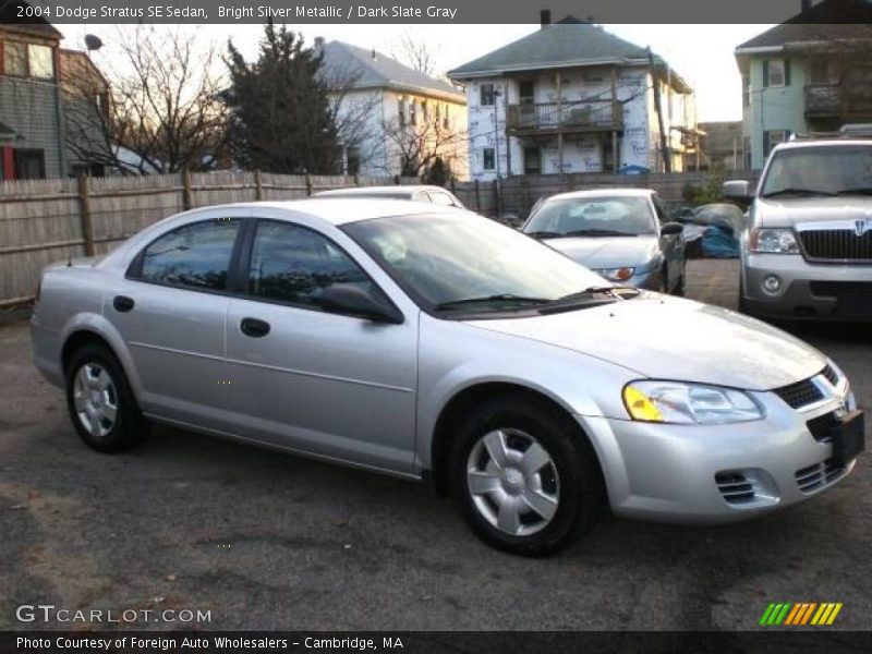 Bright Silver Metallic / Dark Slate Gray 2004 Dodge Stratus SE Sedan