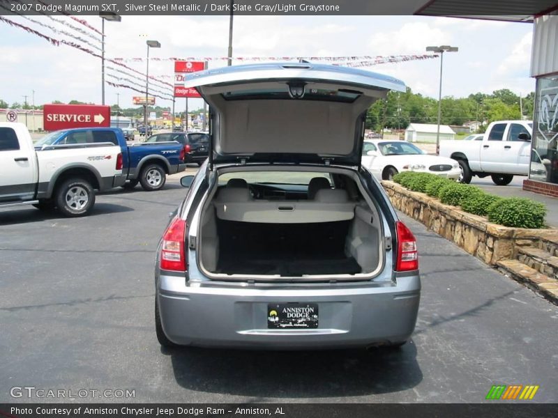 Silver Steel Metallic / Dark Slate Gray/Light Graystone 2007 Dodge Magnum SXT
