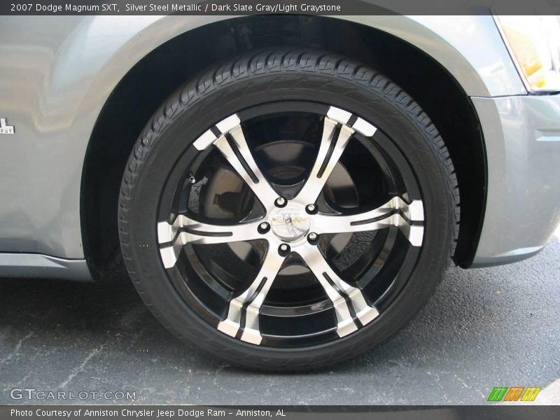 Silver Steel Metallic / Dark Slate Gray/Light Graystone 2007 Dodge Magnum SXT