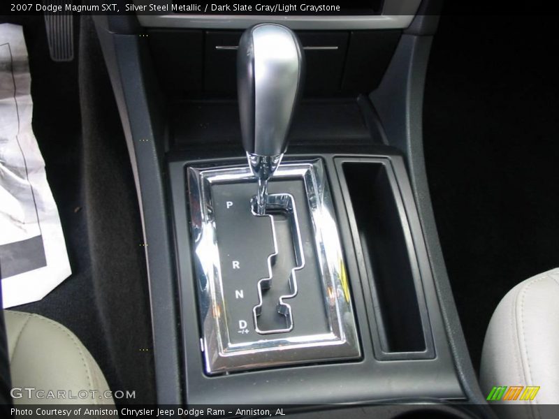 Silver Steel Metallic / Dark Slate Gray/Light Graystone 2007 Dodge Magnum SXT