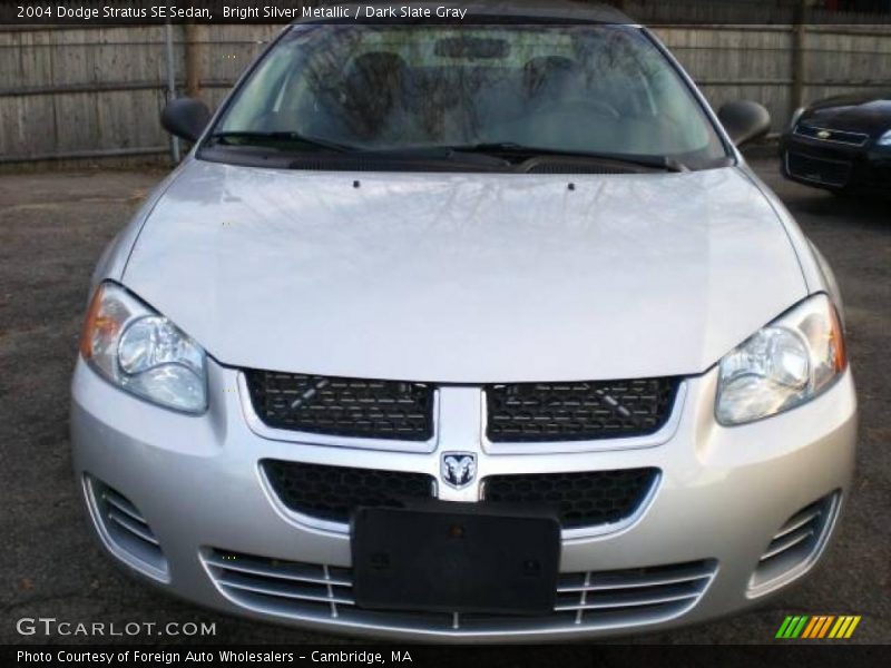 Bright Silver Metallic / Dark Slate Gray 2004 Dodge Stratus SE Sedan