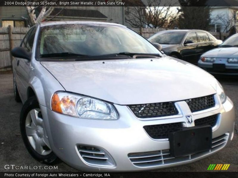 Bright Silver Metallic / Dark Slate Gray 2004 Dodge Stratus SE Sedan