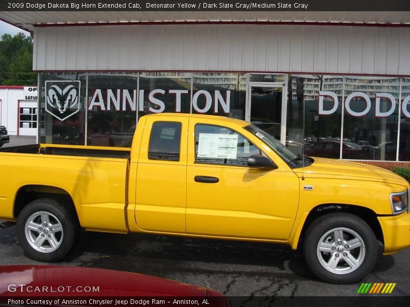 Detonator Yellow / Dark Slate Gray/Medium Slate Gray 2009 Dodge Dakota Big Horn Extended Cab