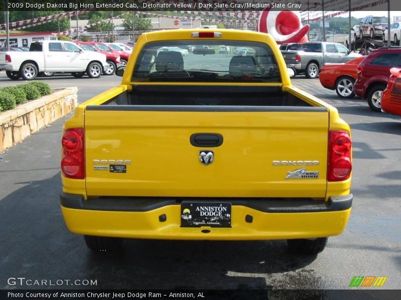 Detonator Yellow / Dark Slate Gray/Medium Slate Gray 2009 Dodge Dakota Big Horn Extended Cab