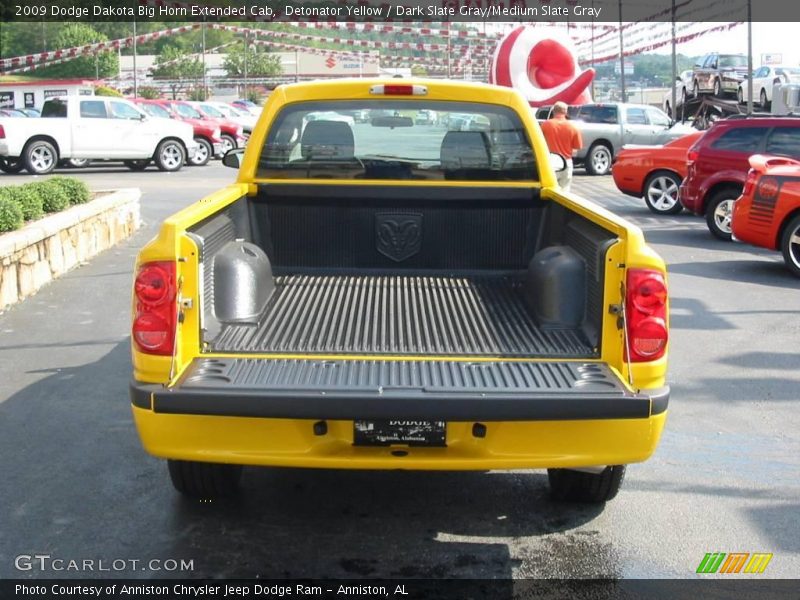 Detonator Yellow / Dark Slate Gray/Medium Slate Gray 2009 Dodge Dakota Big Horn Extended Cab