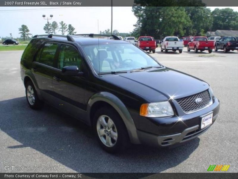 Black / Shale Grey 2007 Ford Freestyle SEL