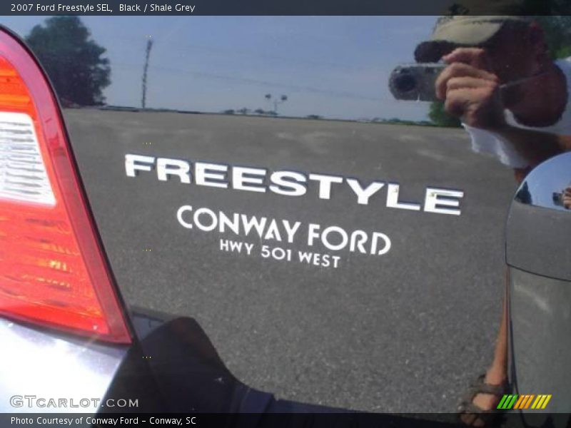Black / Shale Grey 2007 Ford Freestyle SEL