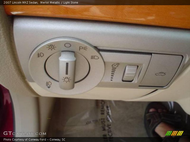 Merlot Metallic / Light Stone 2007 Lincoln MKZ Sedan