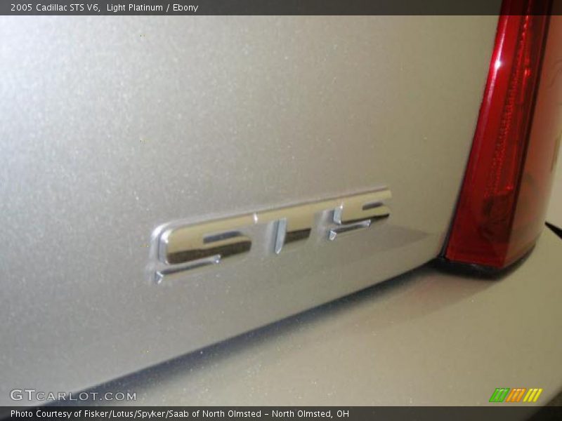 Light Platinum / Ebony 2005 Cadillac STS V6