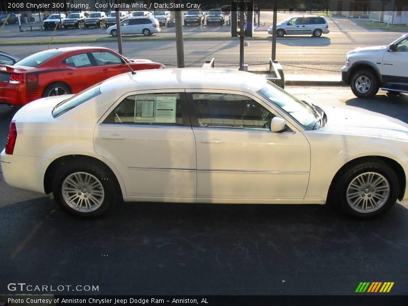 Cool Vanilla White / Dark Slate Gray 2008 Chrysler 300 Touring