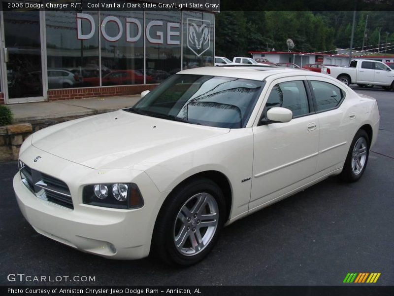 Cool Vanilla / Dark Slate Gray/Light Slate Gray 2006 Dodge Charger R/T