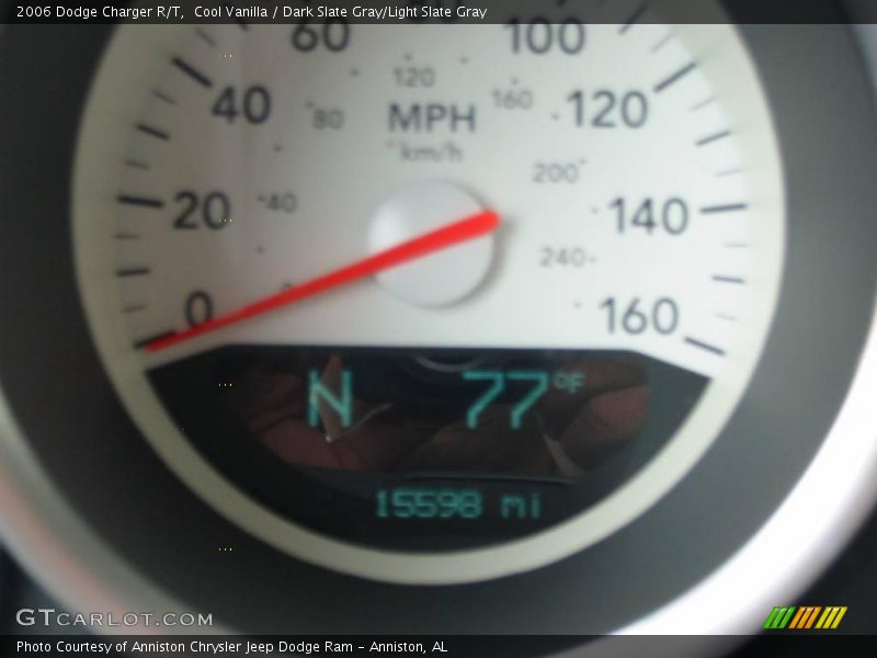 Cool Vanilla / Dark Slate Gray/Light Slate Gray 2006 Dodge Charger R/T