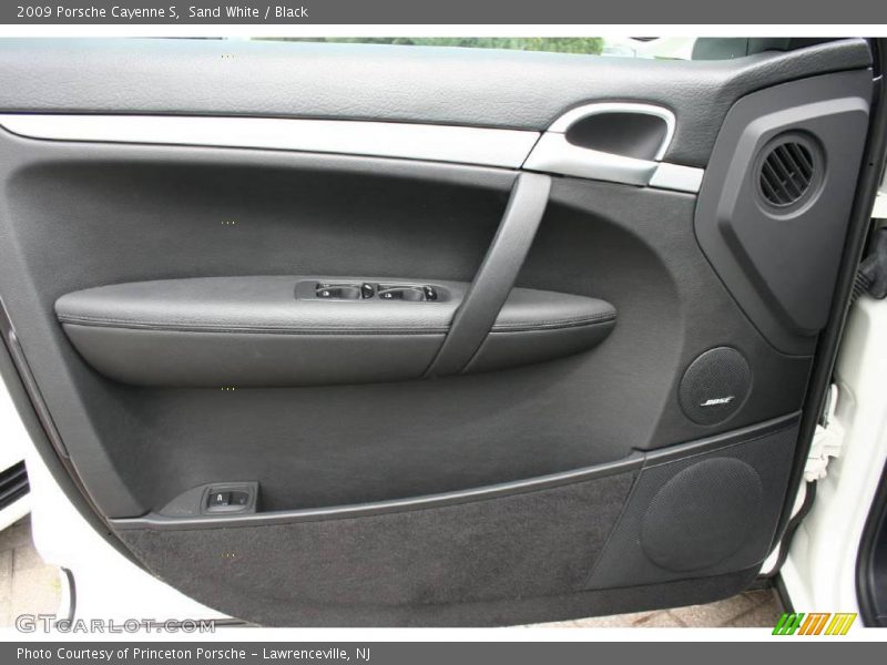 Sand White / Black 2009 Porsche Cayenne S