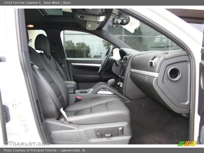 Sand White / Black 2009 Porsche Cayenne S