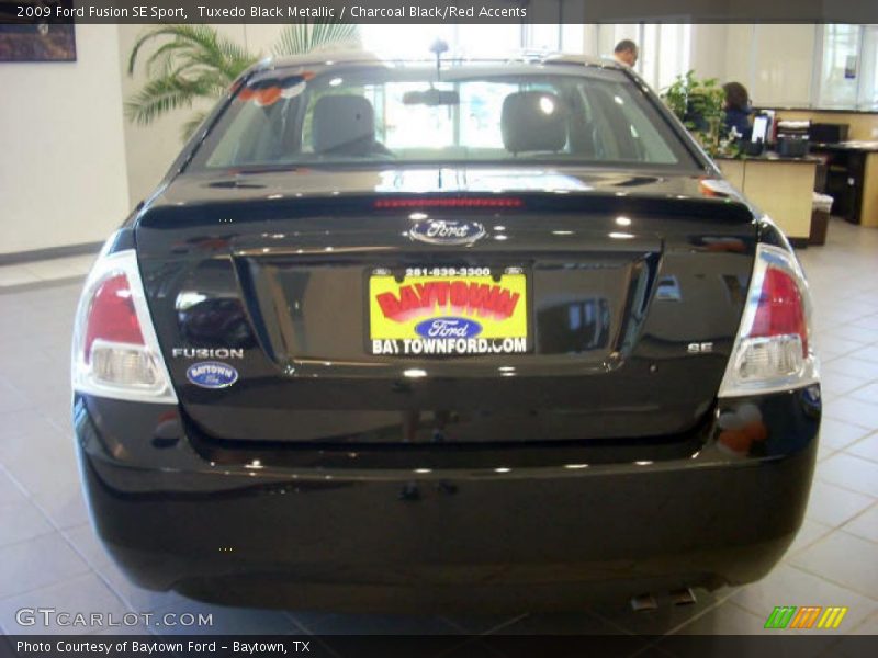 Tuxedo Black Metallic / Charcoal Black/Red Accents 2009 Ford Fusion SE Sport