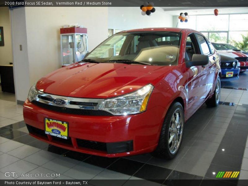 Vermillion Red / Medium Stone 2008 Ford Focus SE Sedan