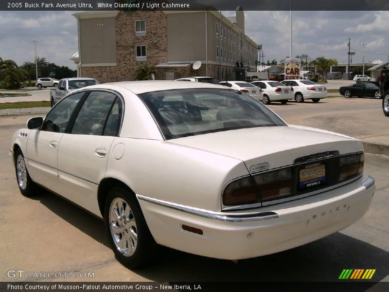 White Diamond / Light Cashmere 2005 Buick Park Avenue Ultra