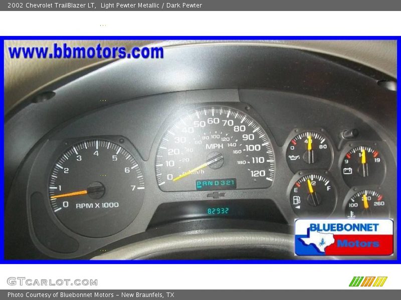 Light Pewter Metallic / Dark Pewter 2002 Chevrolet TrailBlazer LT