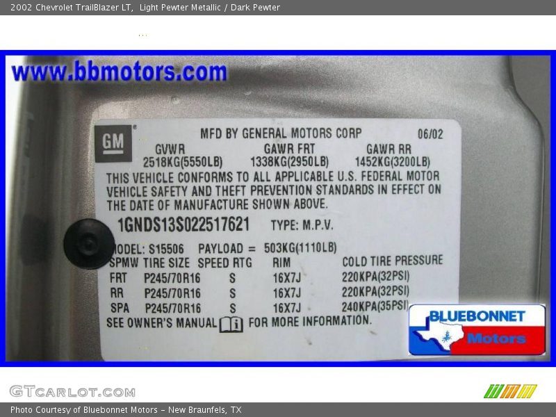 Light Pewter Metallic / Dark Pewter 2002 Chevrolet TrailBlazer LT
