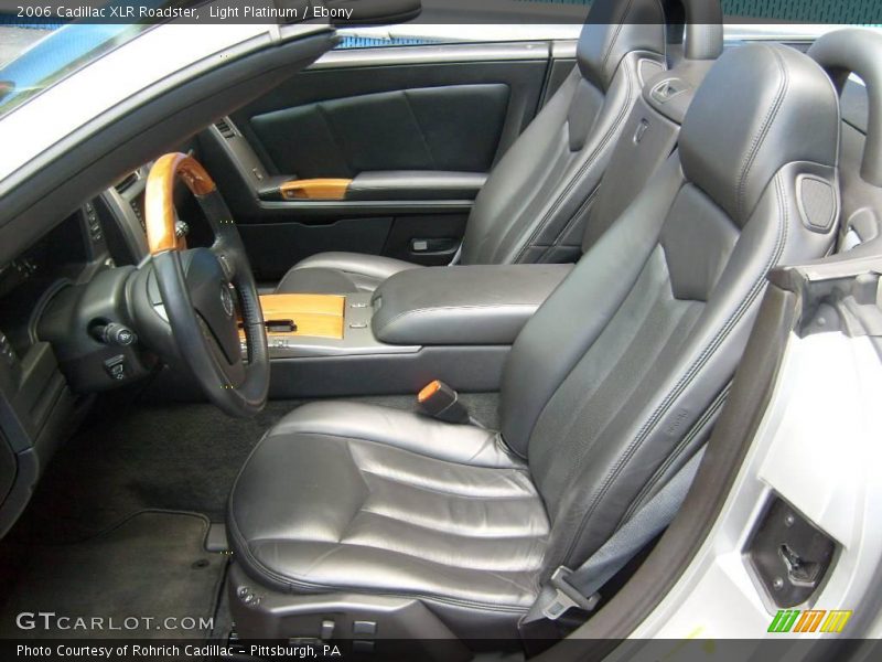 Light Platinum / Ebony 2006 Cadillac XLR Roadster