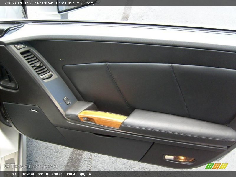 Light Platinum / Ebony 2006 Cadillac XLR Roadster